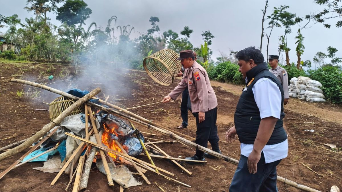 Peran Aktif Warga Toyomarto Berbuah Hasil, Polisi Bongkar Sarana Judi Sabung Ayam di Singosari