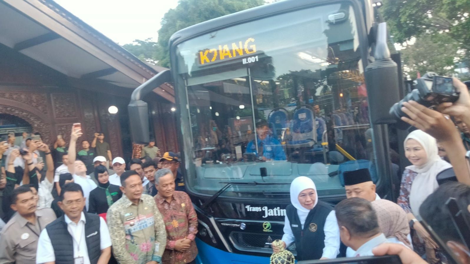 Khofifah Pastikan Layanan Trans Jatim Gratis Permanen Bagi Penyandang Disabilitas